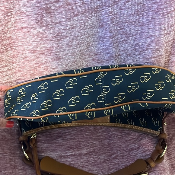 Dooney & Bourke Luisa bag - Picture 5 of 11